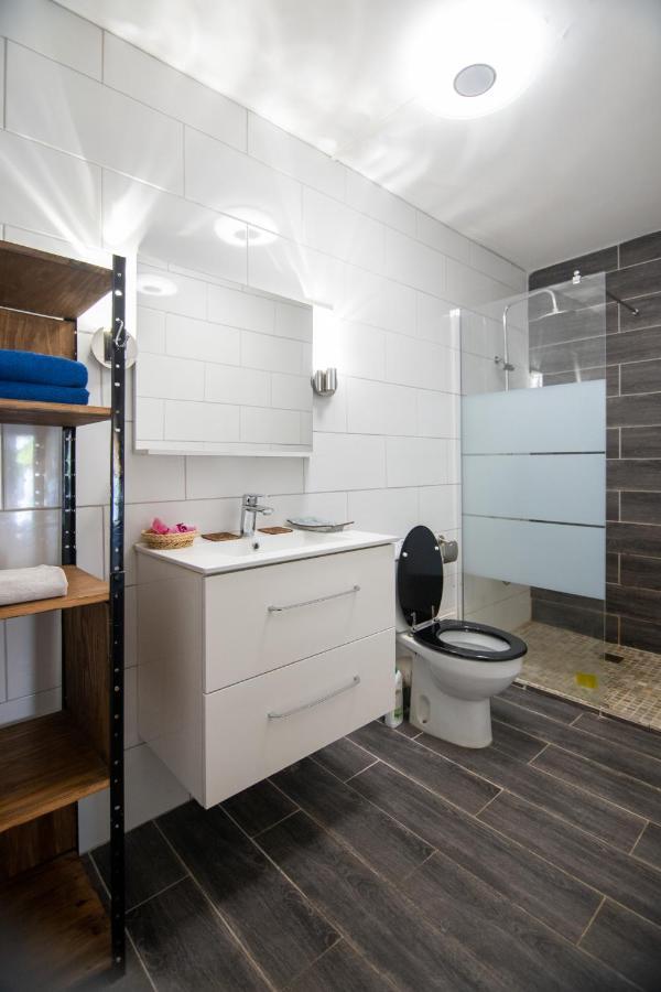 Appartements Et Chambres En Coeur De Ville Saint-Denis - Entree Autonome - Check In 14H30- Exterior foto